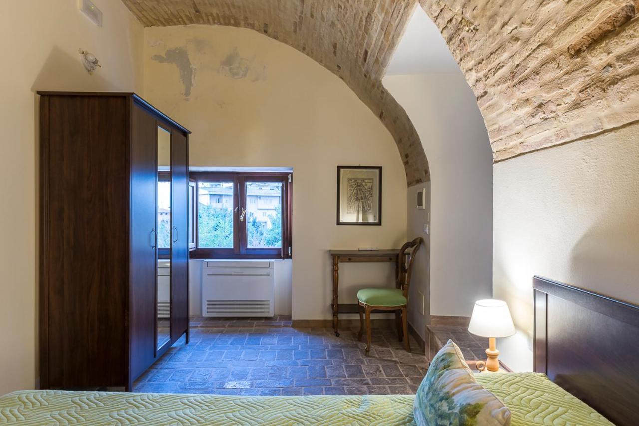 Torre Della Loggia - Dimora Storica - Ortona住宿加早餐旅馆 外观 照片